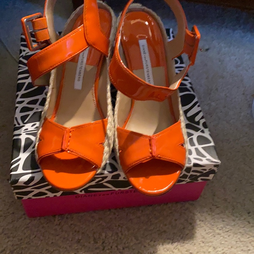 Orange patent espadrilles Dvf. Lightly worn